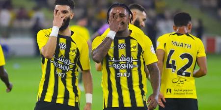 الحكام تقر بعدم صحة ضربة الجزاء في لقاء الاتحاد والخلودالجدل التحكيمي في مباراة الاتحاد والخلود