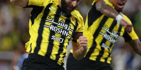 الاتحاد يقسو على الهلال برباعية ويحلق بصدارة روشن