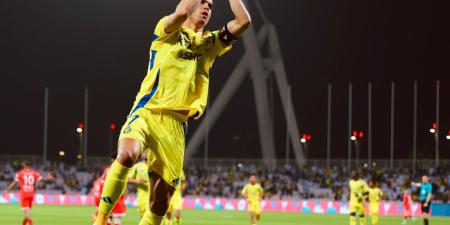 ماذا فعل كريستيانو رونالدو مع جماهير النصر بعد صافرات الاستهجان ضد ماني؟