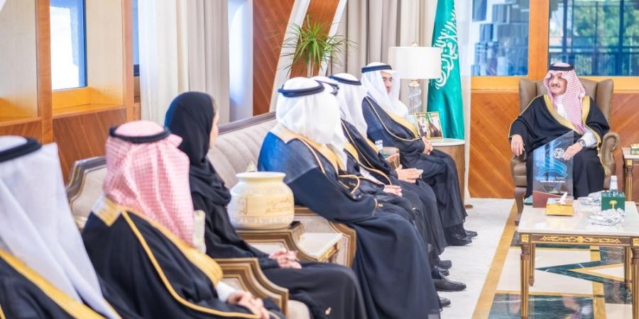 أمير الشرقية يستقبل أعضاء جمعية روضة إكرام - وكالة Mea News