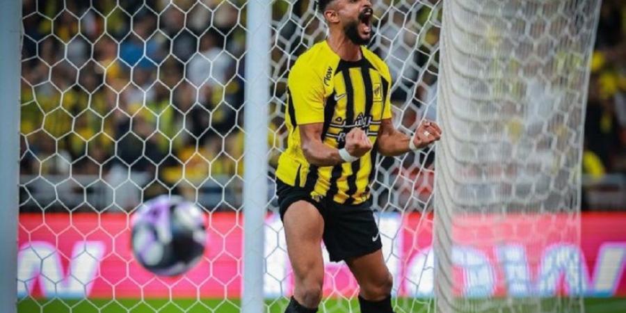 ماذا فعل عبدالإله العمري مع جماهير النصر بعد فوز الاتحاد في روشن؟ - وكالة Mea News