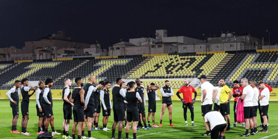 الاتحاد يستعيد محترفه بالتدريبات قبل مواجهة الرائد