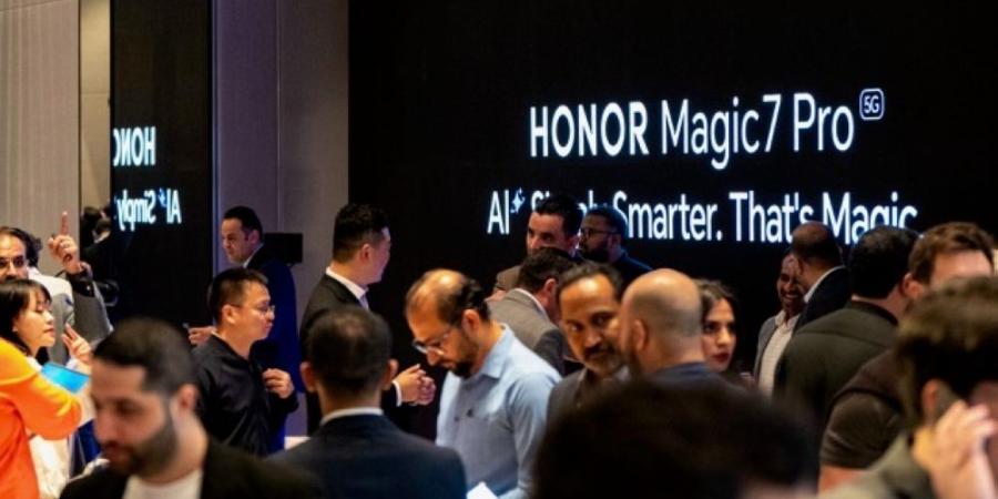 شركة HONOR تُطلق Magic7 Pro في الشرق الأوسط وشمال أفريقيا: المستقبل هُنا مع ميزات الذكاء الاصطناعي وأحدث الابتكارات في عالم الهواتف الذكية