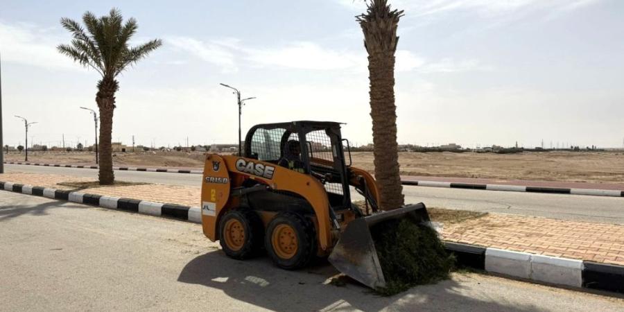 بلدية الرفيعة.. رفع 220 طن من النفايات والأنقاض