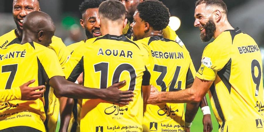 طلب عاجل من الاتحاد قبل مباراة الهلال في دوري روشن