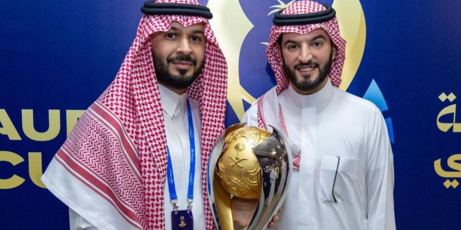 سلمان الغنام يعلن استقالته من الإدارة القانونية بنادي الهلال