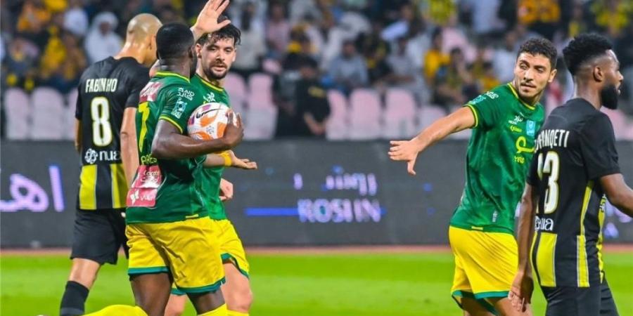 الأربعاء.. الاتحاد المنتشي بنقاط الكلاسيكو يخشى مفاجآت الخليج