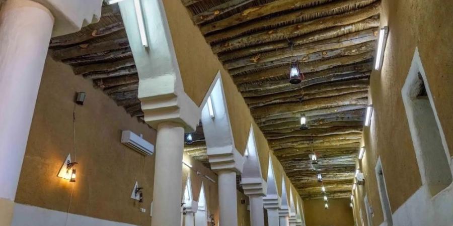 مسجد لينة القديم.. تصميم فريد يعكس عراقة العمارة الإسلامية