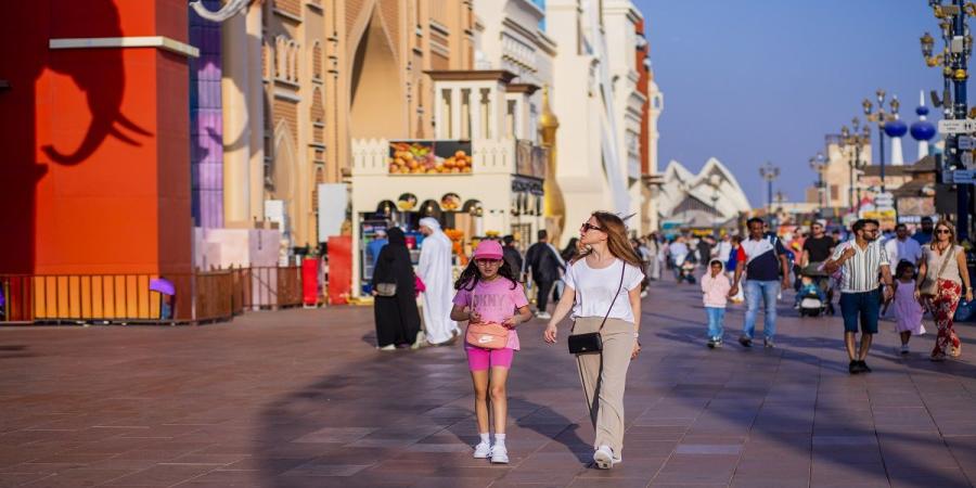 القرية العالمية تكافئ ضيوفها في رمضان: 10 آلاف خطوة بالتمام تساوي هذه الجوائز فوراً